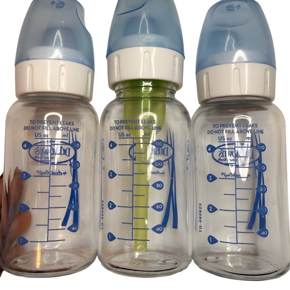 Dr. Brown’s 4oz Glass Baby Bottles (3) + Anti-Colic Vent - Picture 6 of 7